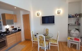 St Martin'S View, 17 Easby Hall, 2 Bedroom, 2 Bathroom With Free Private Parking Sorry No Pets